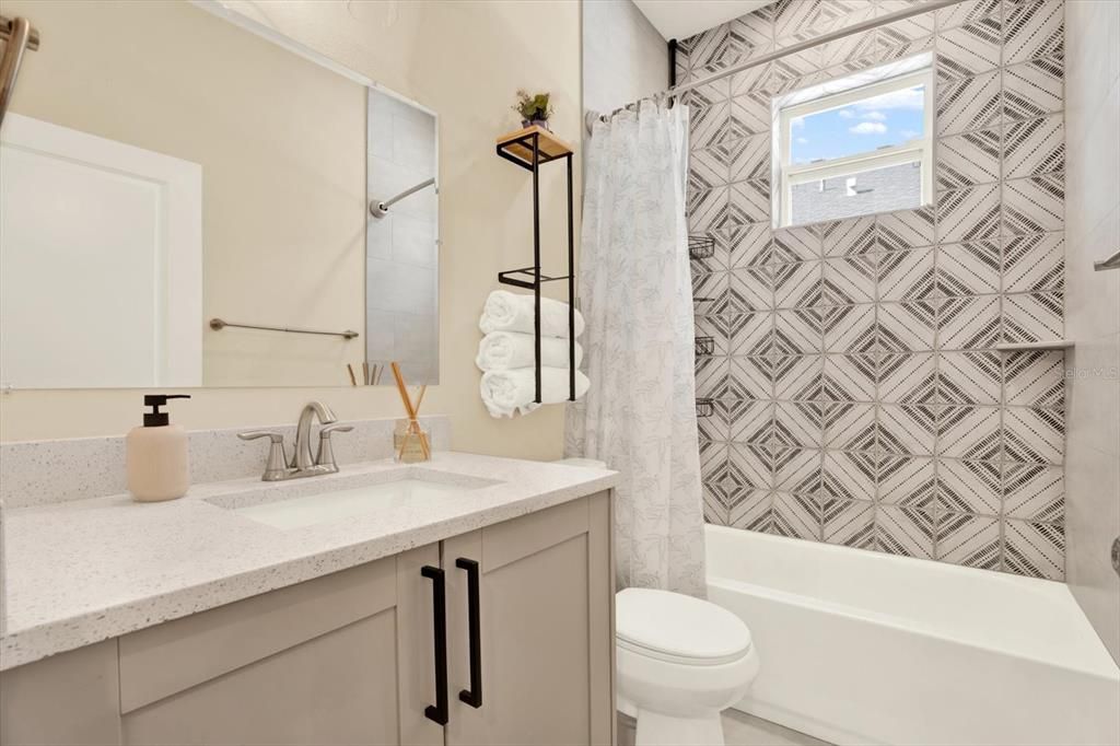 待售: $537,500 (3 贝兹, 2 浴室, 1692 平方英尺)