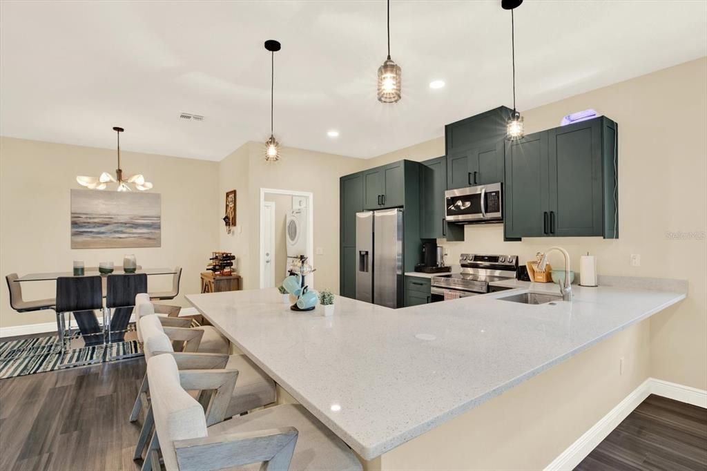 待售: $537,500 (3 贝兹, 2 浴室, 1692 平方英尺)