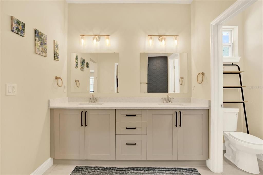 待售: $537,500 (3 贝兹, 2 浴室, 1692 平方英尺)