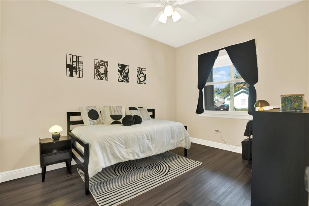 待售: $537,500 (3 贝兹, 2 浴室, 1692 平方英尺)