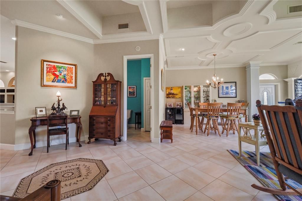 En Venta: $665,000 (4 camas, 4 baños, 3241 Pies cuadrados)