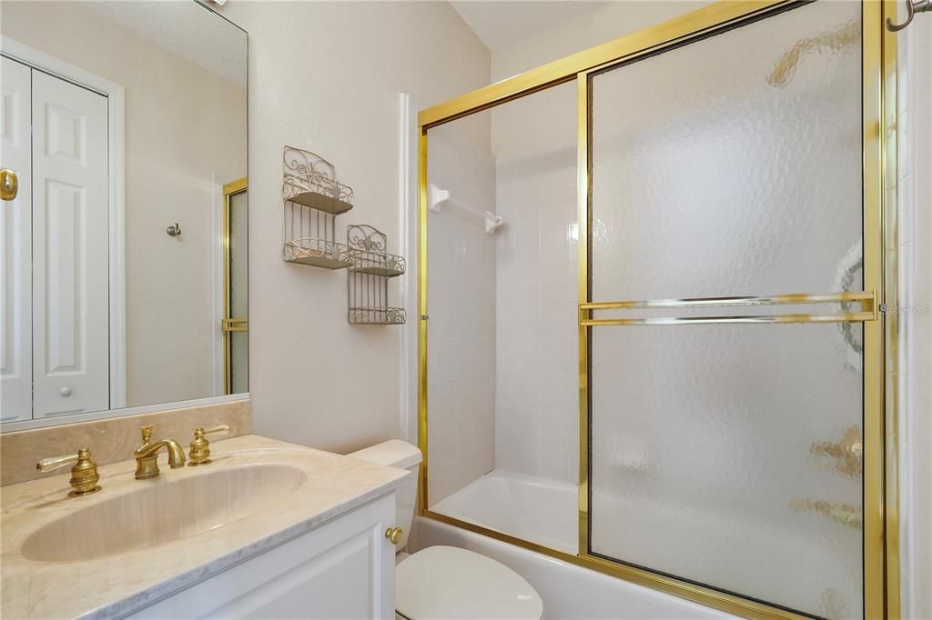 En Venta: $665,000 (4 camas, 4 baños, 3241 Pies cuadrados)