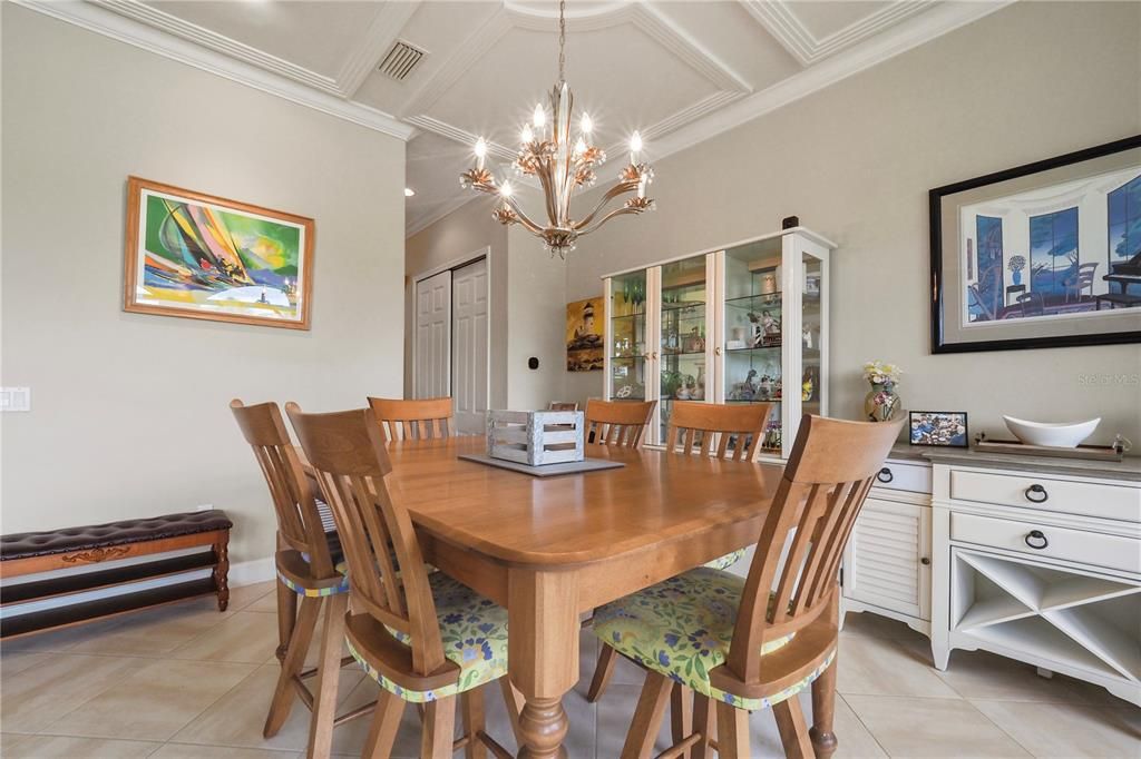 En Venta: $665,000 (4 camas, 4 baños, 3241 Pies cuadrados)