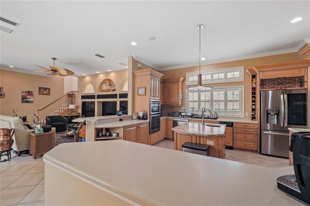 En Venta: $665,000 (4 camas, 4 baños, 3241 Pies cuadrados)