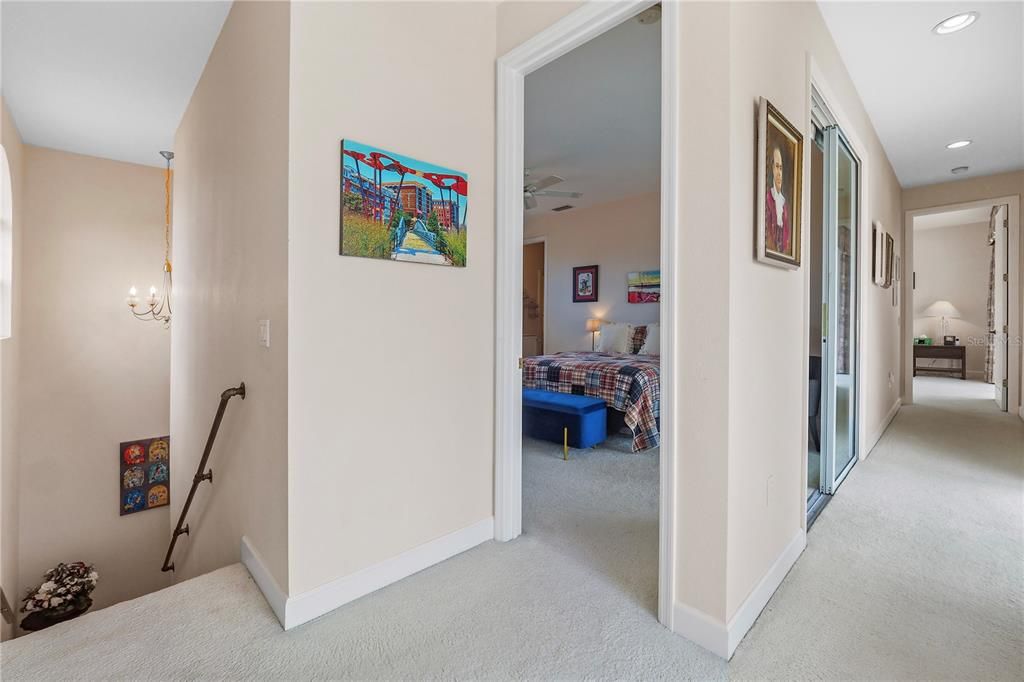 En Venta: $665,000 (4 camas, 4 baños, 3241 Pies cuadrados)