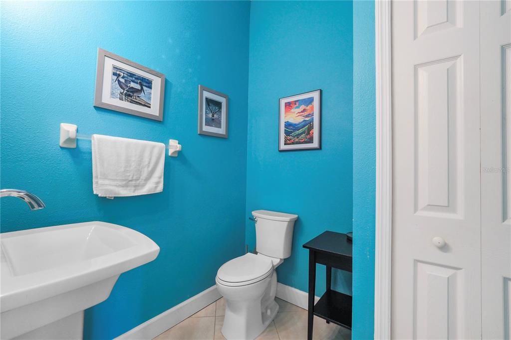 En Venta: $665,000 (4 camas, 4 baños, 3241 Pies cuadrados)