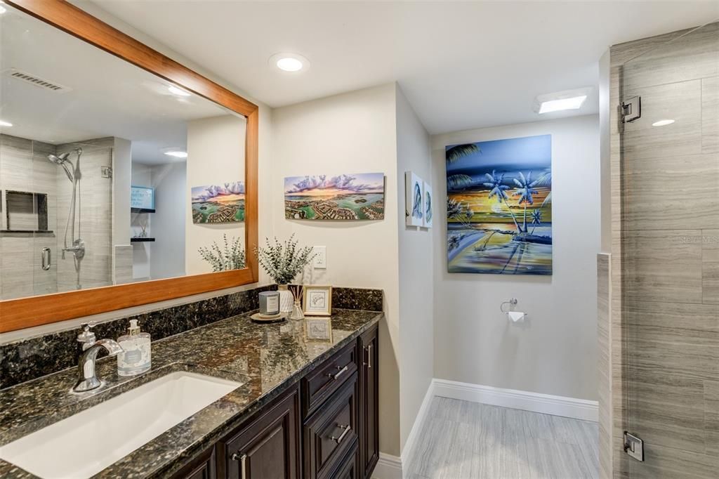 For Sale: $699,000 (2 beds, 2 baths, 1394 Square Feet)