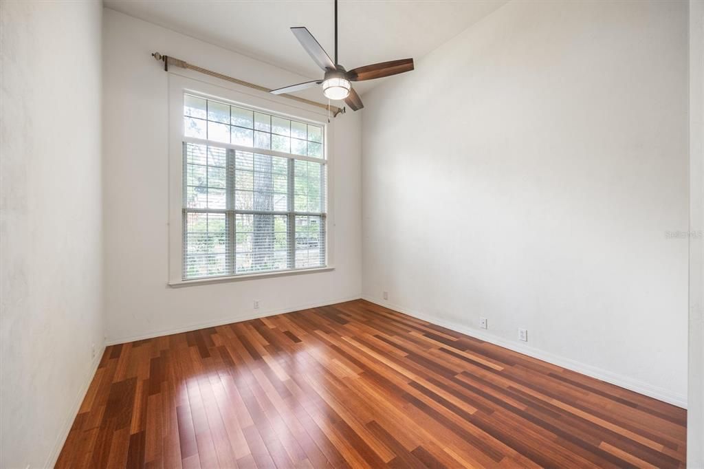 For Sale: $899,900 (5 beds, 4 baths, 3559 Square Feet)