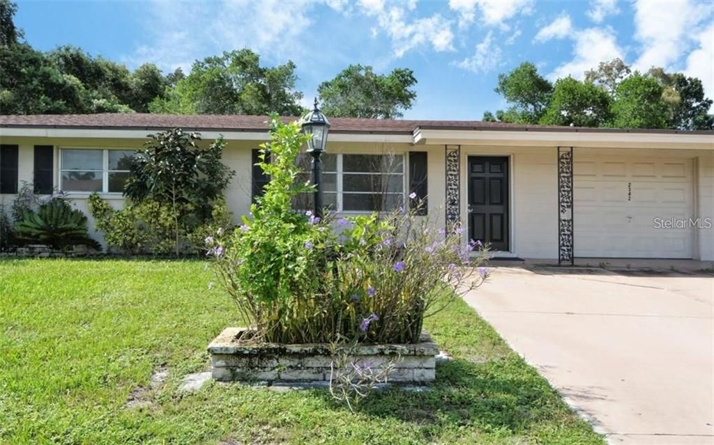 待售: $415,000 (3 贝兹, 2 浴室, 1645 平方英尺)