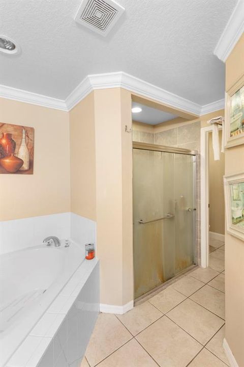 For Sale: $300,000 (4 beds, 2 baths, 2207 Square Feet)