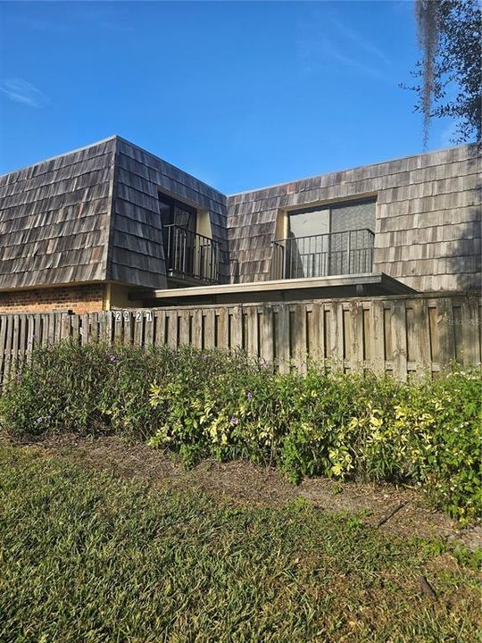 For Sale: $159,000 (2 beds, 2 baths, 1288 Square Feet)