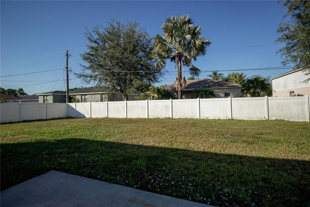 For Sale: $309,000 (3 beds, 2 baths, 1430 Square Feet)