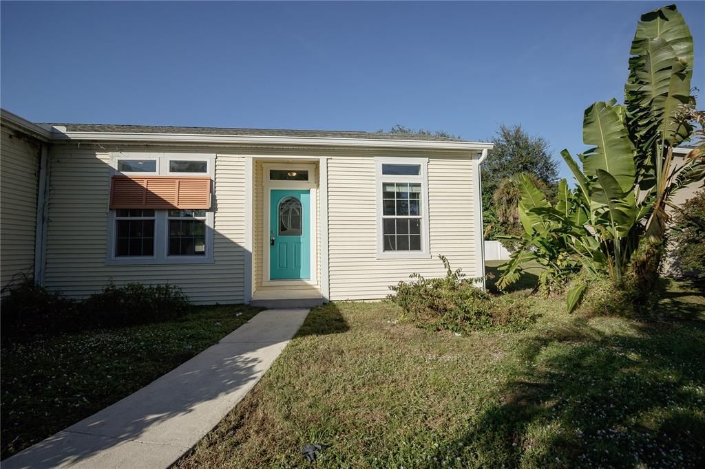 For Sale: $309,000 (3 beds, 2 baths, 1430 Square Feet)