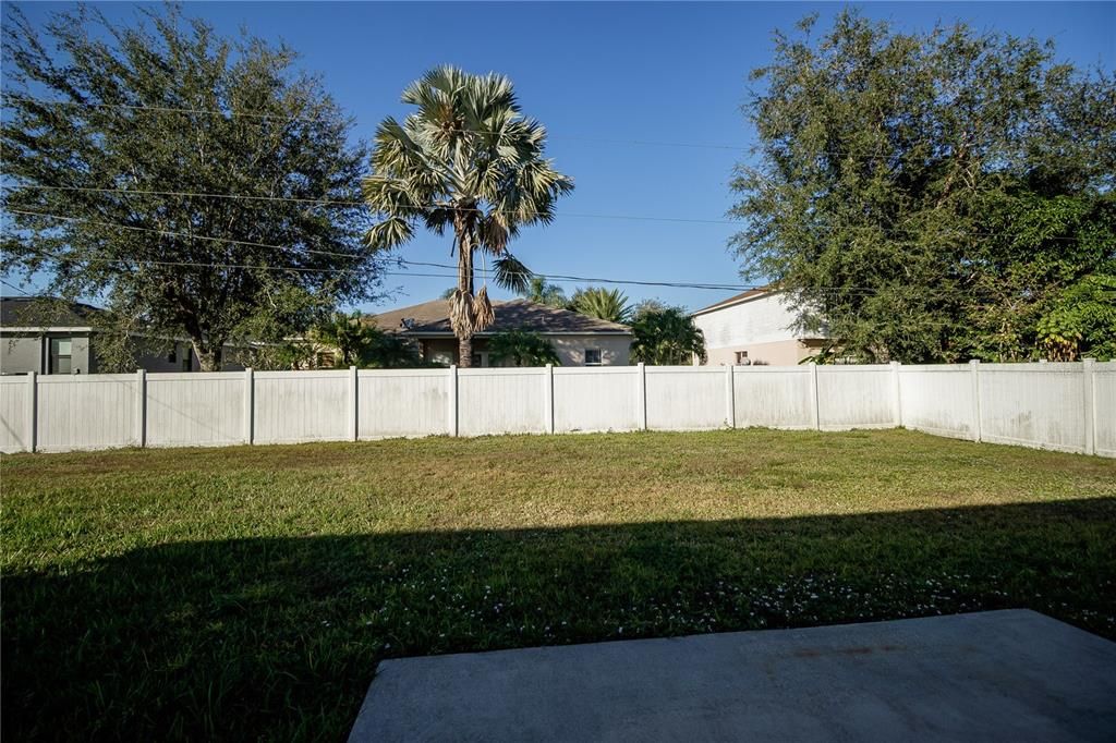 For Sale: $309,000 (3 beds, 2 baths, 1430 Square Feet)