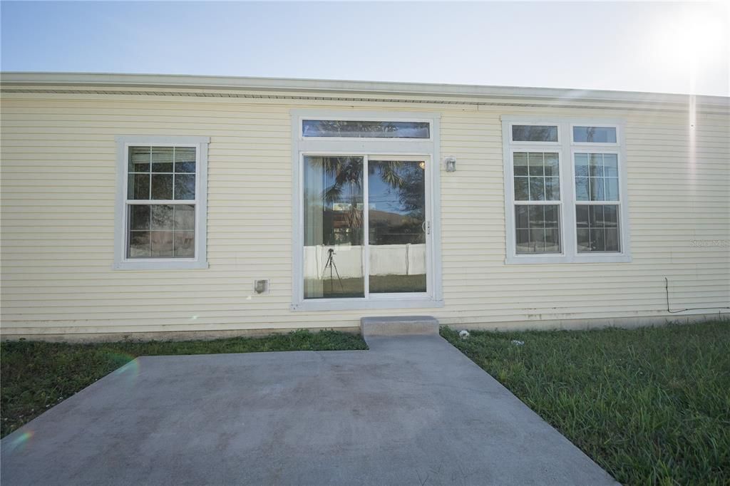 For Sale: $309,000 (3 beds, 2 baths, 1430 Square Feet)