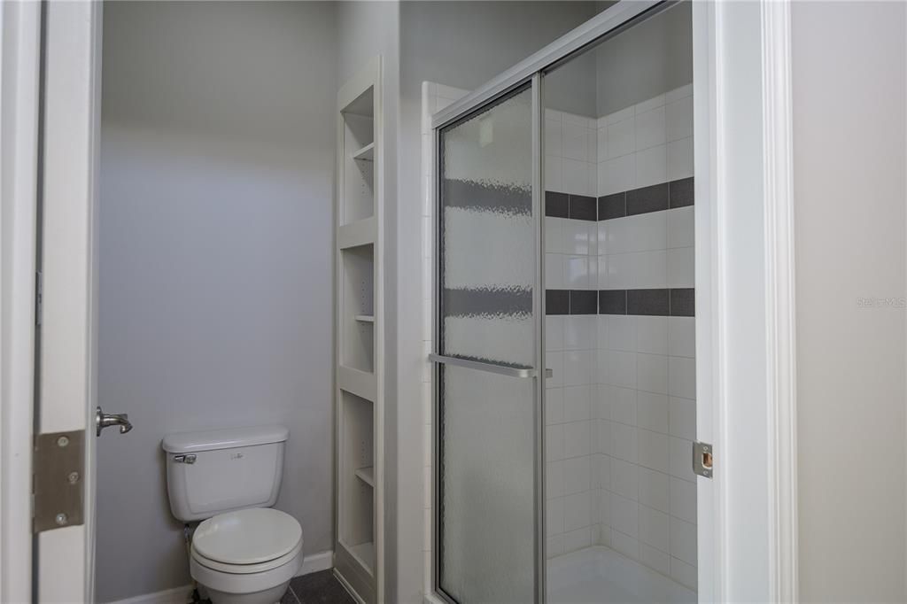 For Sale: $309,000 (3 beds, 2 baths, 1430 Square Feet)