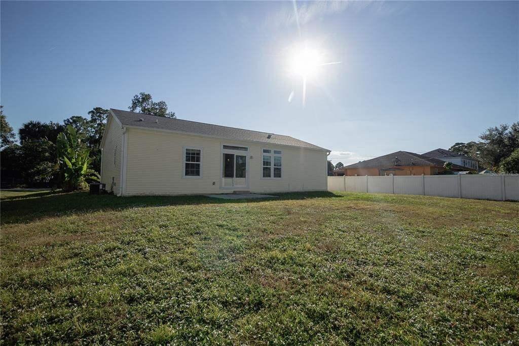 For Sale: $309,000 (3 beds, 2 baths, 1430 Square Feet)