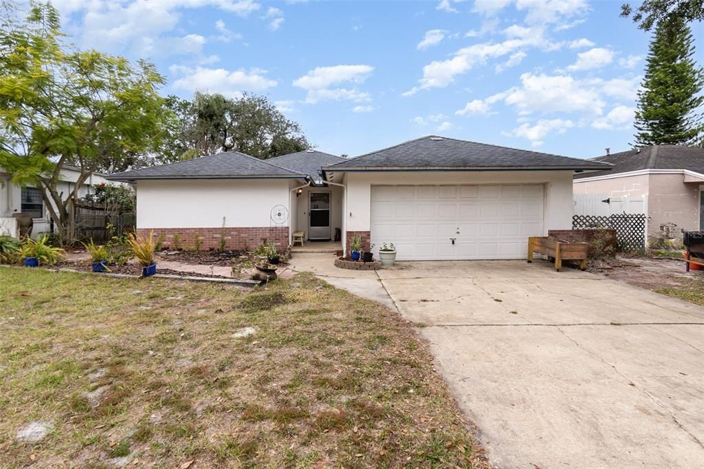 На продажу: $325,000 (3 спален, 2 ванн, 1254 Квадратных фут)