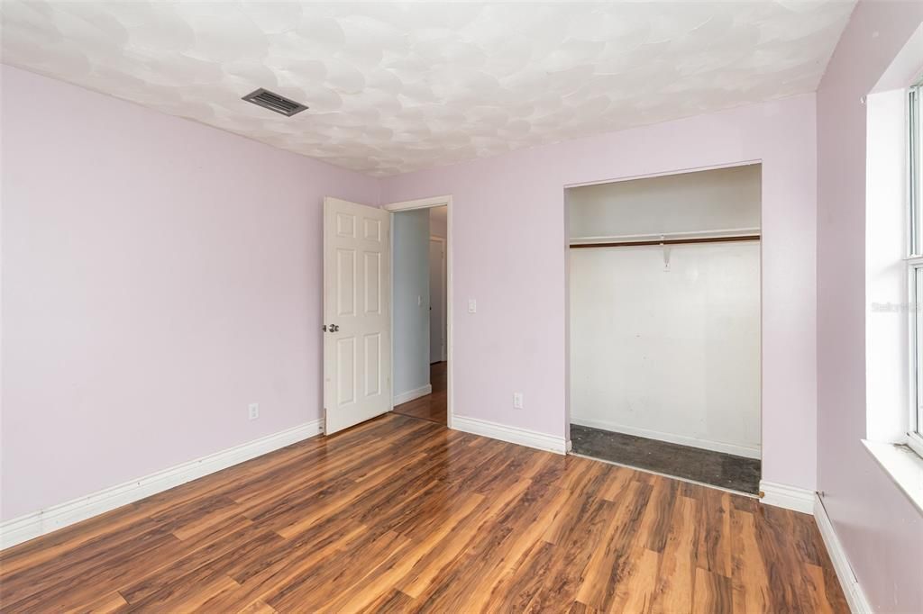 На продажу: $325,000 (3 спален, 2 ванн, 1254 Квадратных фут)