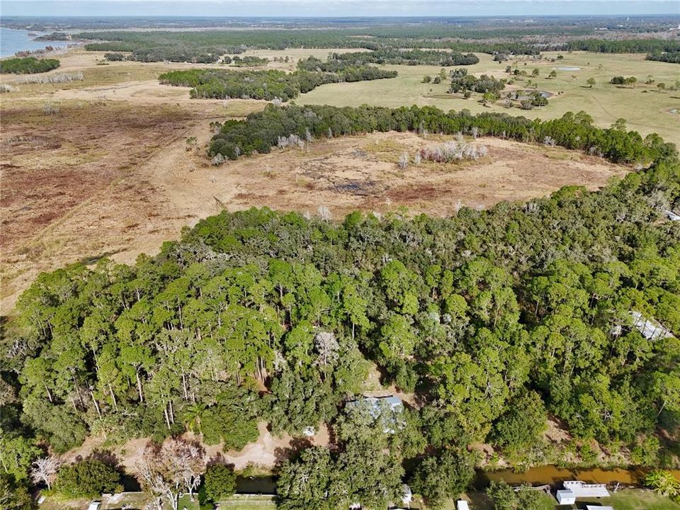 На продажу: $335,000 (3 спален, 2 ванн, 1824 Квадратных фут)