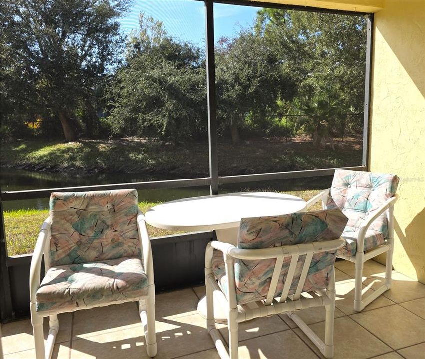 待售: $211,400 (2 贝兹, 2 浴室, 1112 平方英尺)