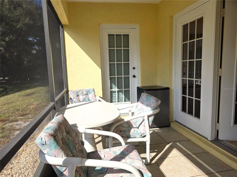 待售: $211,400 (2 贝兹, 2 浴室, 1112 平方英尺)