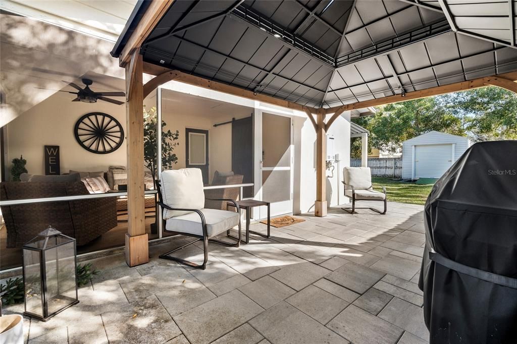 For Sale: $369,500 (2 beds, 1 baths, 792 Square Feet)