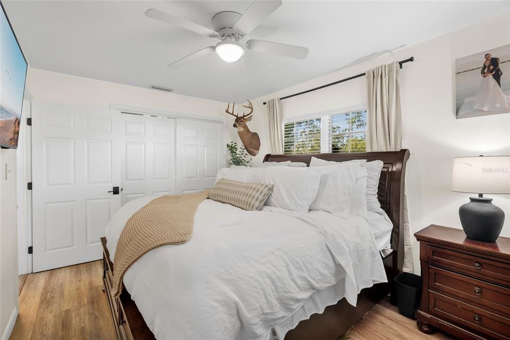 For Sale: $369,500 (2 beds, 1 baths, 792 Square Feet)