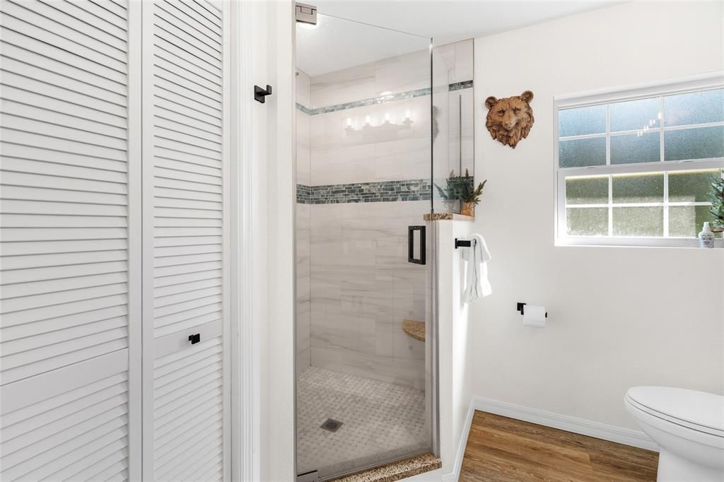 For Sale: $369,500 (2 beds, 1 baths, 792 Square Feet)