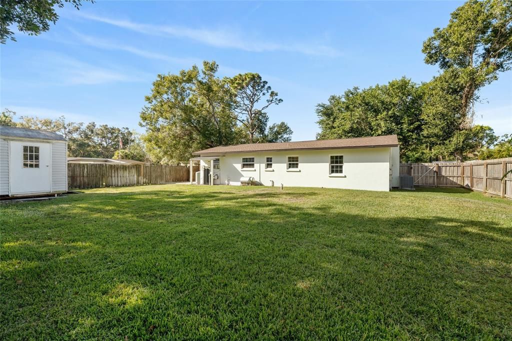 For Sale: $369,500 (2 beds, 1 baths, 792 Square Feet)