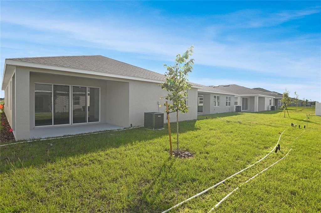 待售: $349,950 (4 贝兹, 3 浴室, 2077 平方英尺)