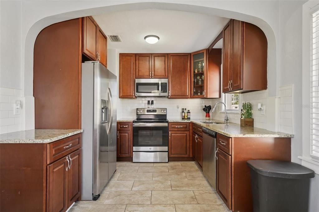 En Venta: $335,000 (2 camas, 1 baños, 748 Pies cuadrados)