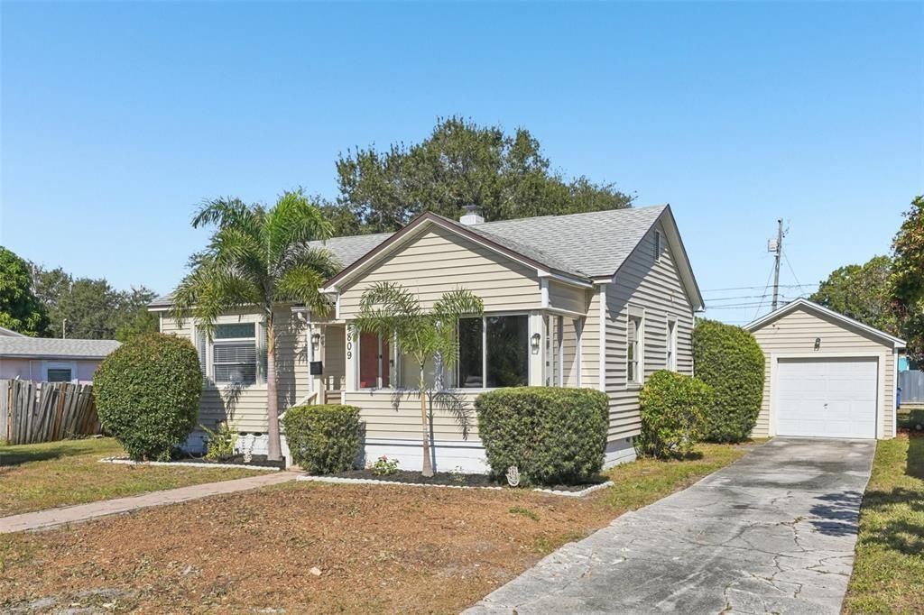 En Venta: $335,000 (2 camas, 1 baños, 748 Pies cuadrados)