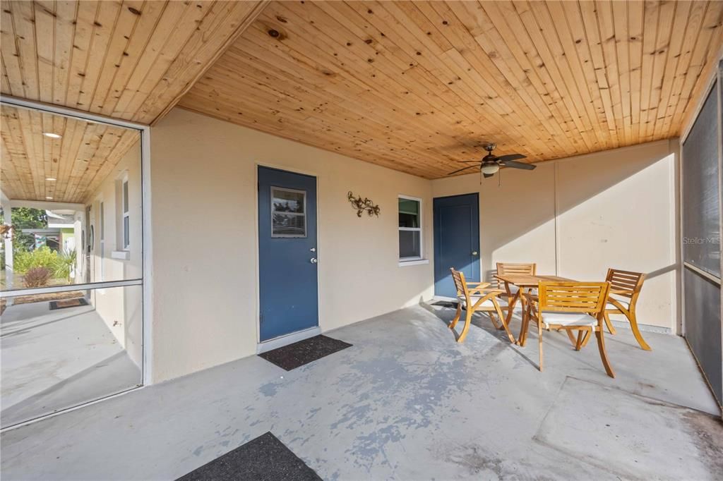 For Sale: $230,000 (3 beds, 1 baths, 720 Square Feet)