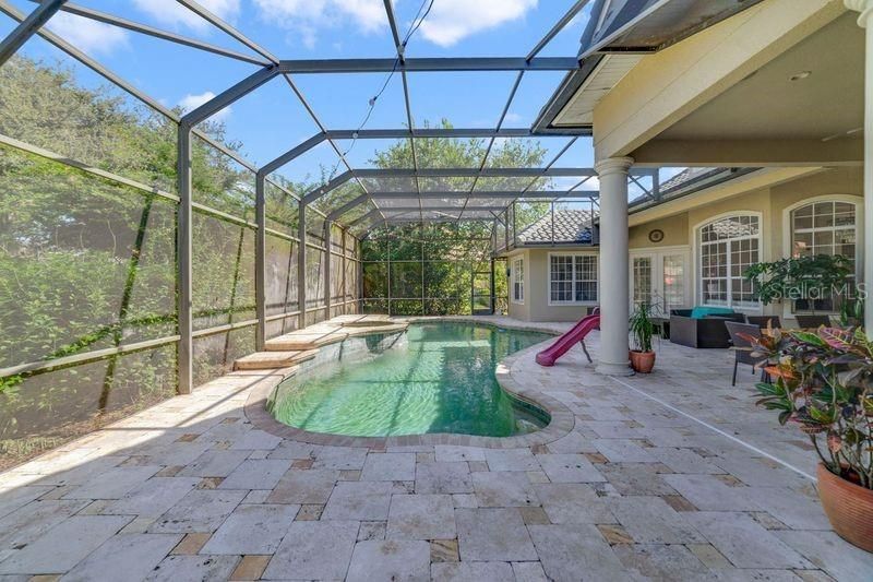 For Rent: $6,995 (6 beds, 5 baths, 4276 Square Feet)