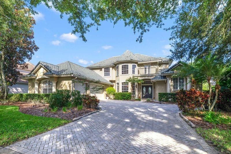 For Rent: $6,995 (6 beds, 5 baths, 4276 Square Feet)