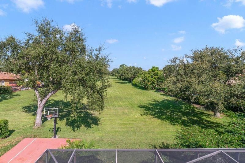 For Rent: $6,995 (6 beds, 5 baths, 4276 Square Feet)