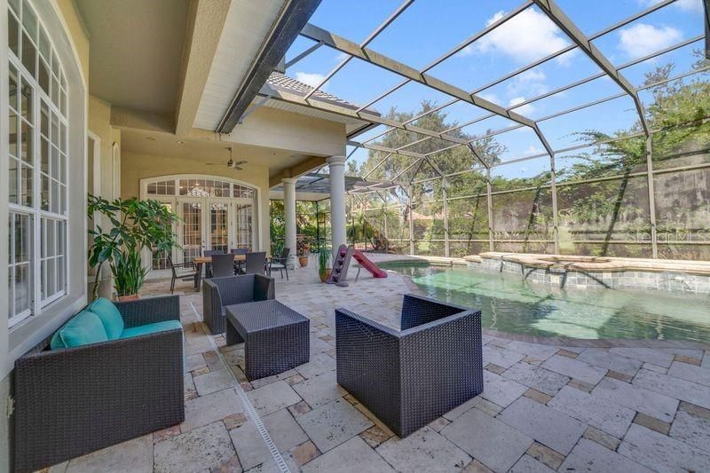 For Rent: $6,995 (6 beds, 5 baths, 4276 Square Feet)