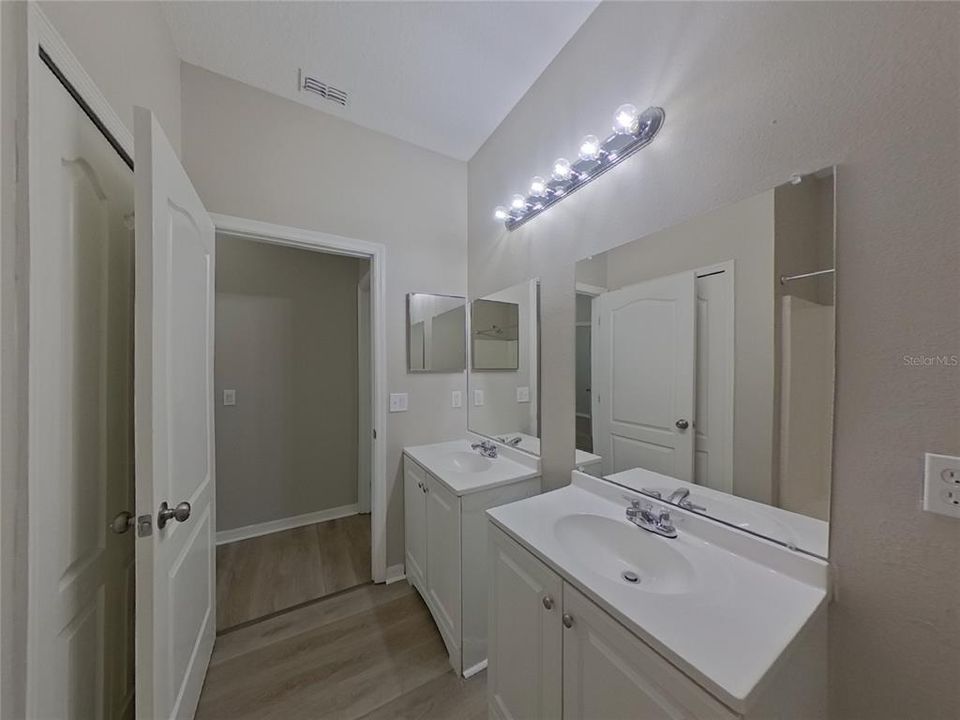 For Rent: $2,089 (4 beds, 2 baths, 1680 Square Feet)