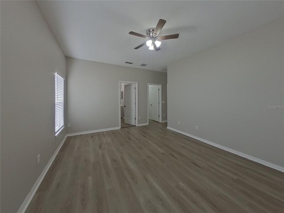 For Rent: $2,089 (4 beds, 2 baths, 1680 Square Feet)
