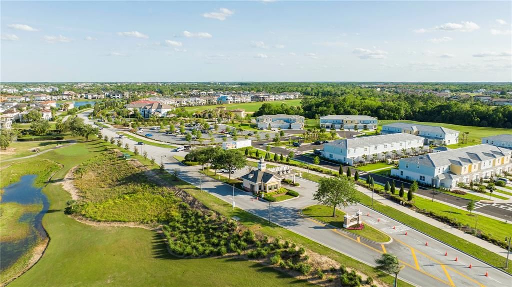 出租: $3,100 (3 贝兹, 2 浴室, 1659 平方英尺)