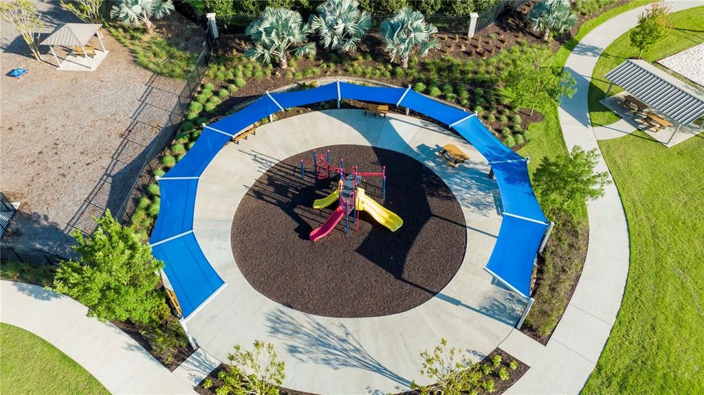 出租: $3,100 (3 贝兹, 2 浴室, 1659 平方英尺)