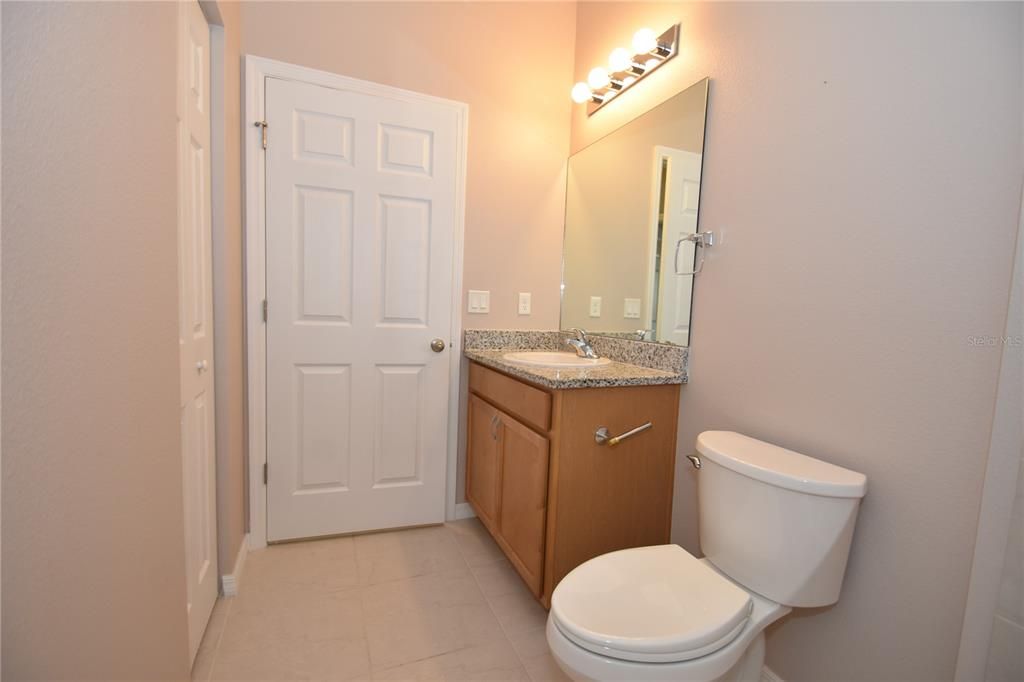 En Renta: $2,100 (3 camas, 2 baños, 1832 Pies cuadrados)