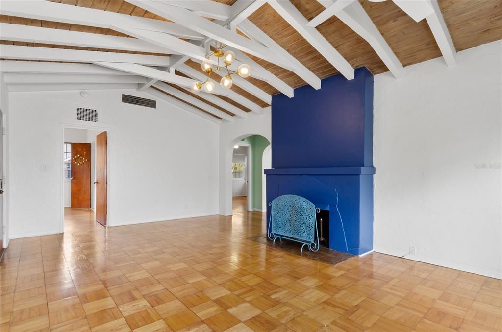 На продажу: $795,000 (4 спален, 3 ванн, 2068 Квадратных фут)