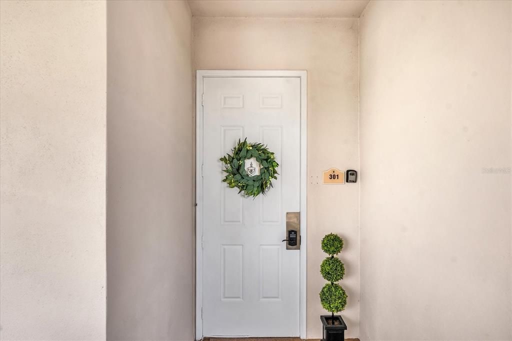 For Sale: $345,000 (3 beds, 2 baths, 1419 Square Feet)