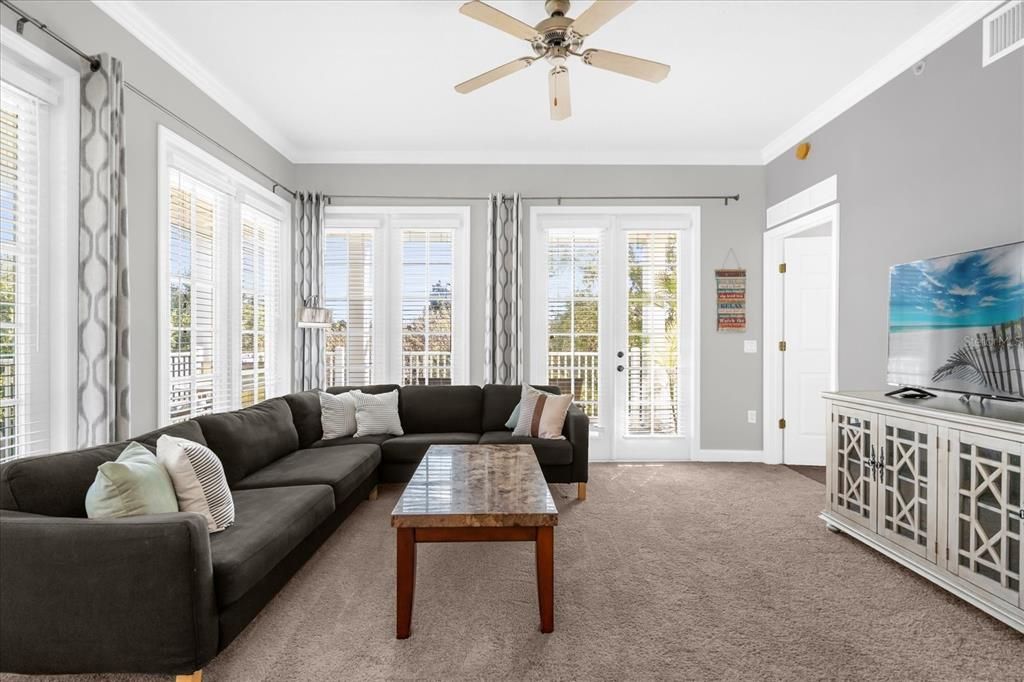 For Sale: $345,000 (3 beds, 2 baths, 1419 Square Feet)