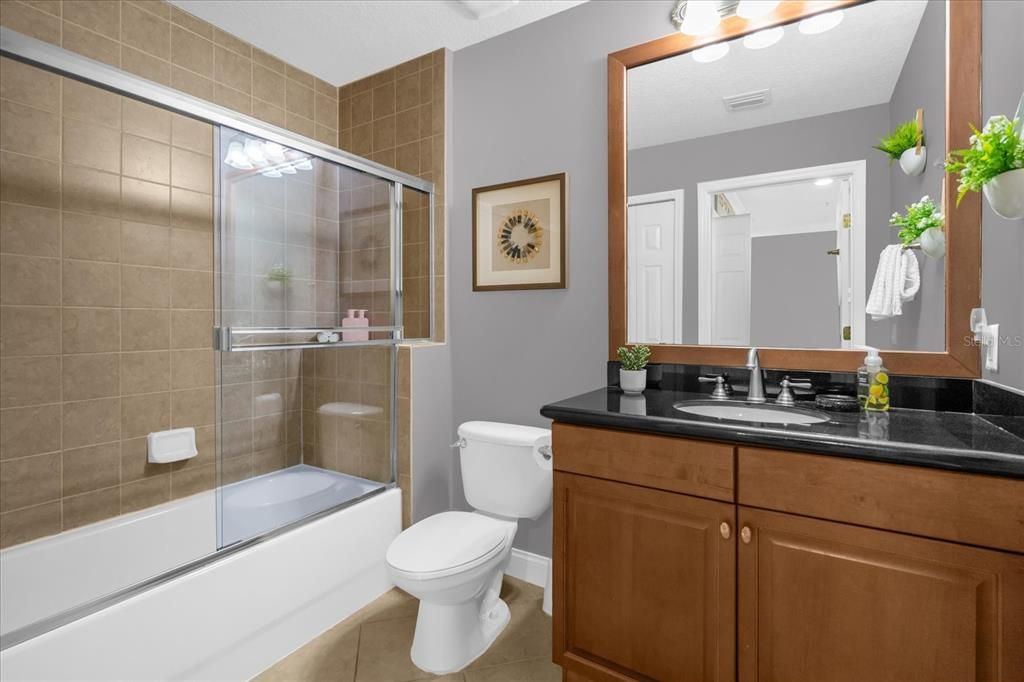 For Sale: $345,000 (3 beds, 2 baths, 1419 Square Feet)