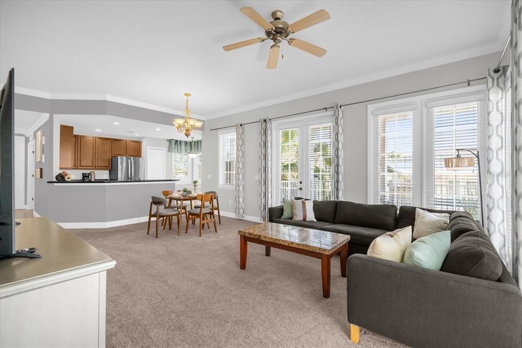 For Sale: $345,000 (3 beds, 2 baths, 1419 Square Feet)