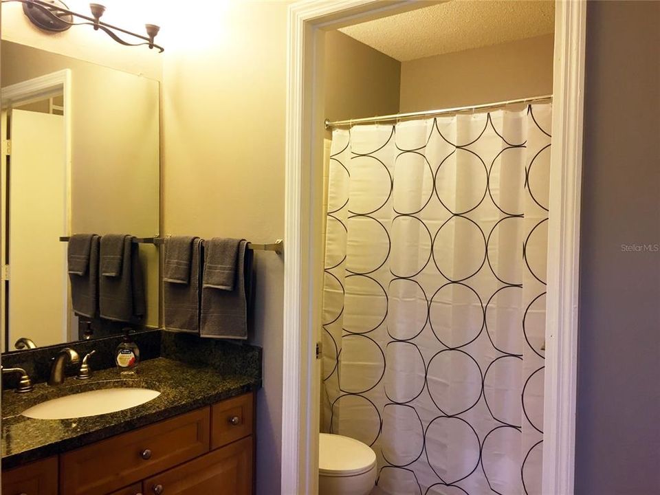 待售: $134,900 (1 贝兹, 1 浴室, 616 平方英尺)