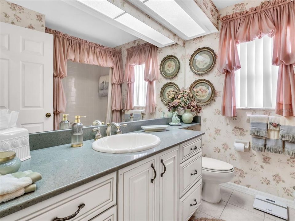 En Venta: $425,000 (3 camas, 2 baños, 1766 Pies cuadrados)